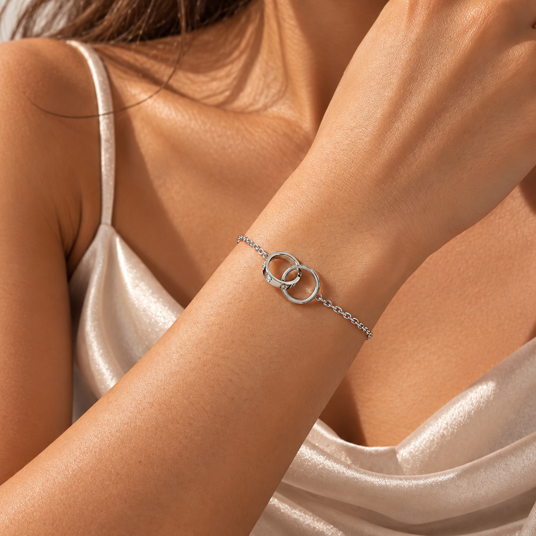Love On Chain Bracelet