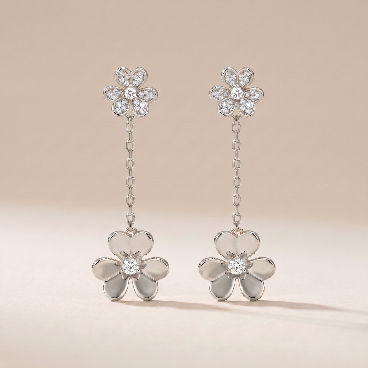 Frivole Pendant Drop Pavé Diamonds Earrings
