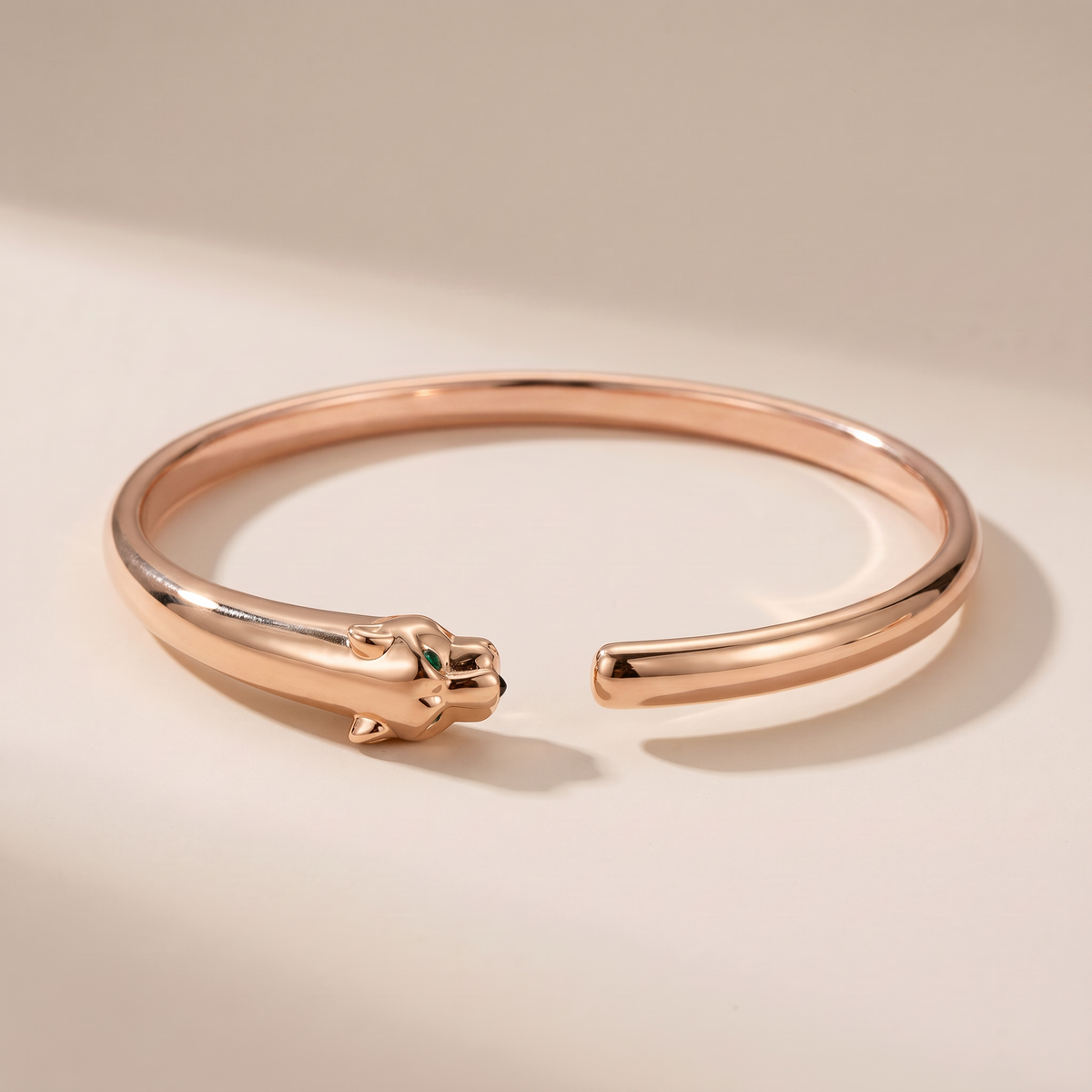 Panthère De Bracelet Graceful Strength