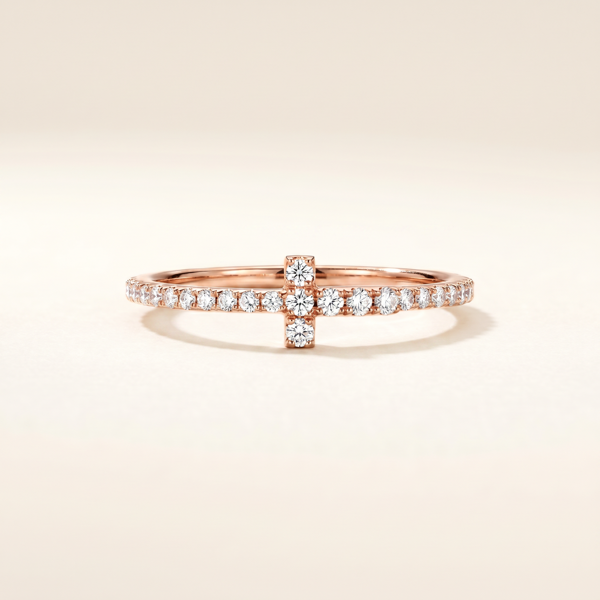 T Wire Pavé Diamonds Band Ring
