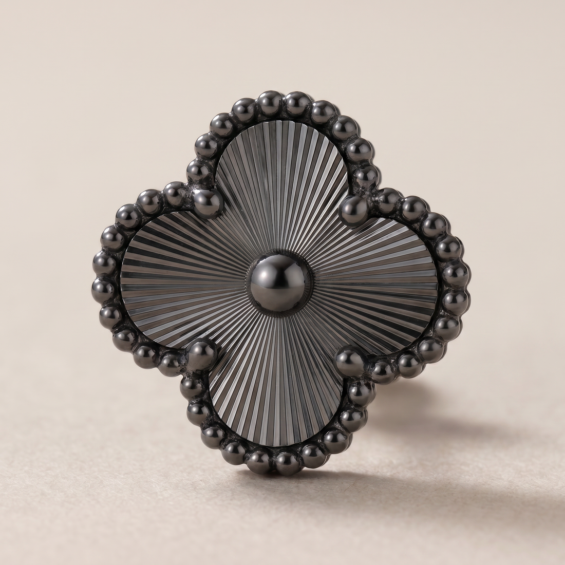 Vintage Alhambra Earrings
