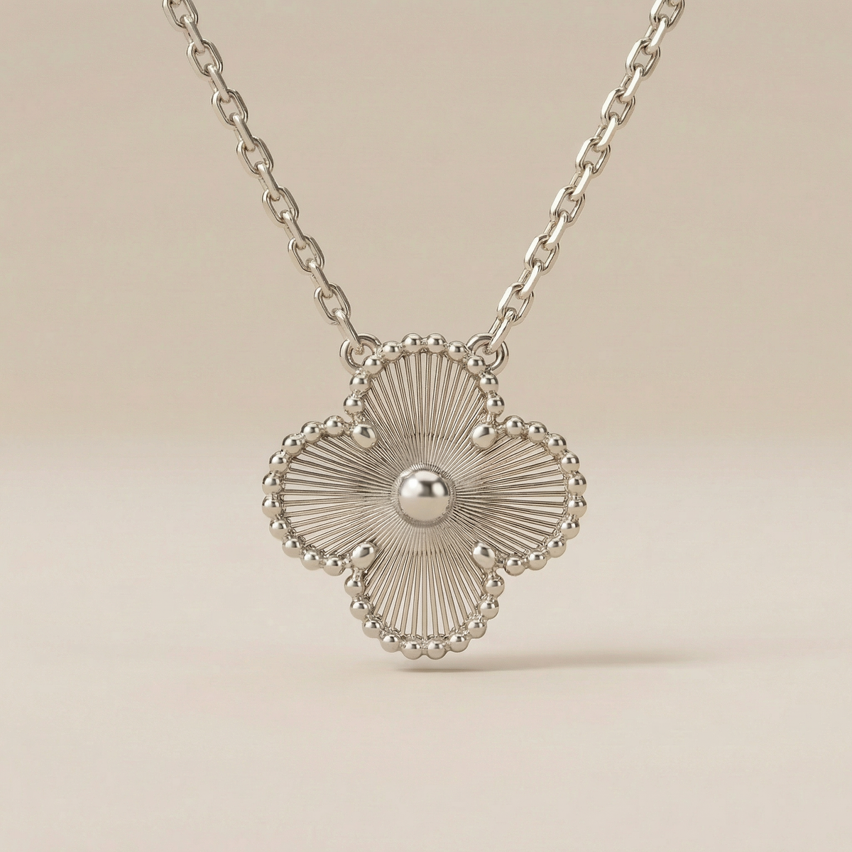 Vintage Alhambra Pendant Clover Necklace